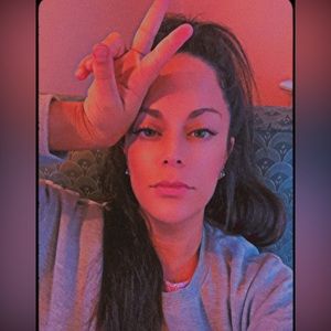 Meet your Posher, Kaya